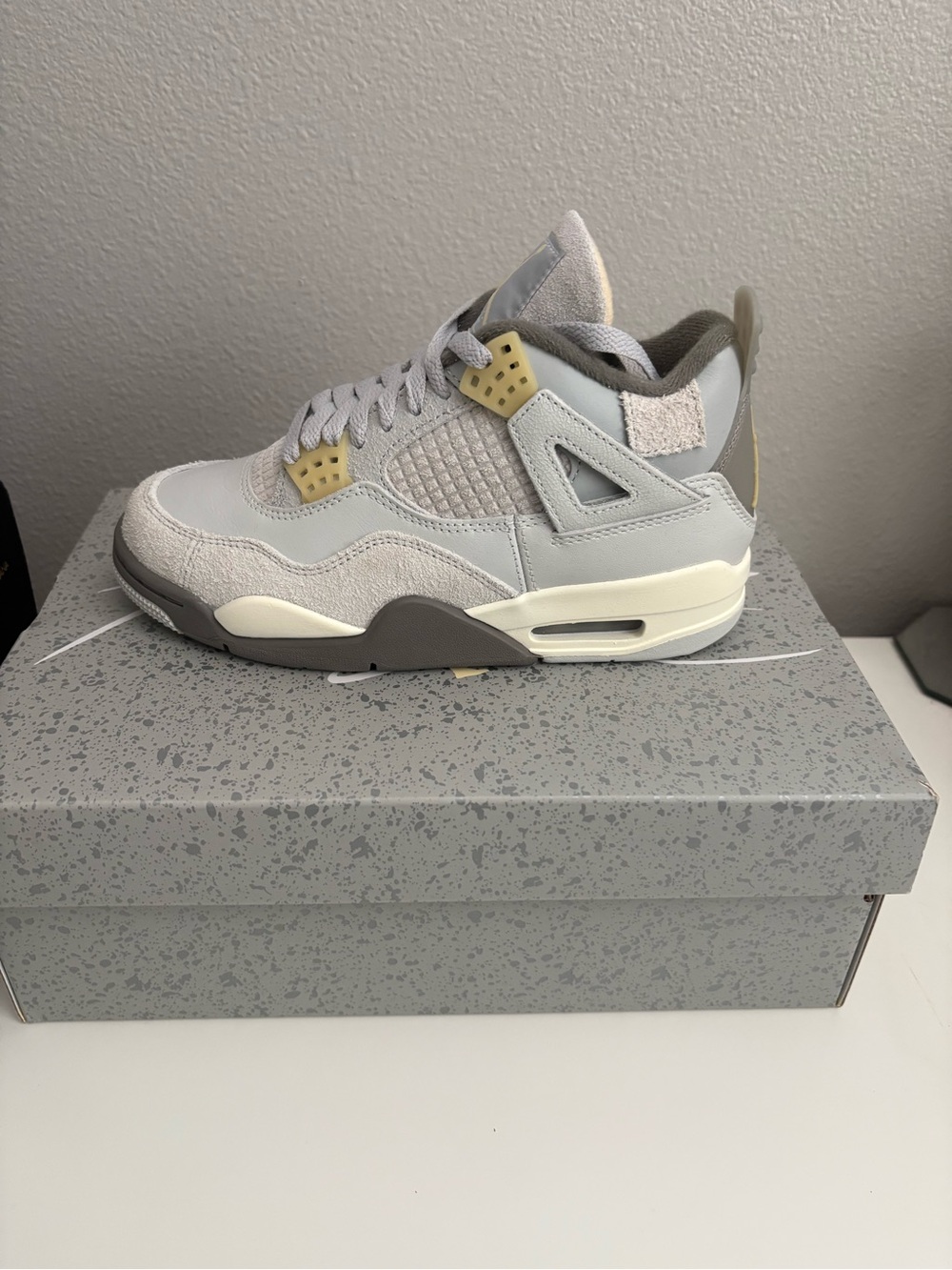 Nike Jordan Sneakers Light Gray and Cream